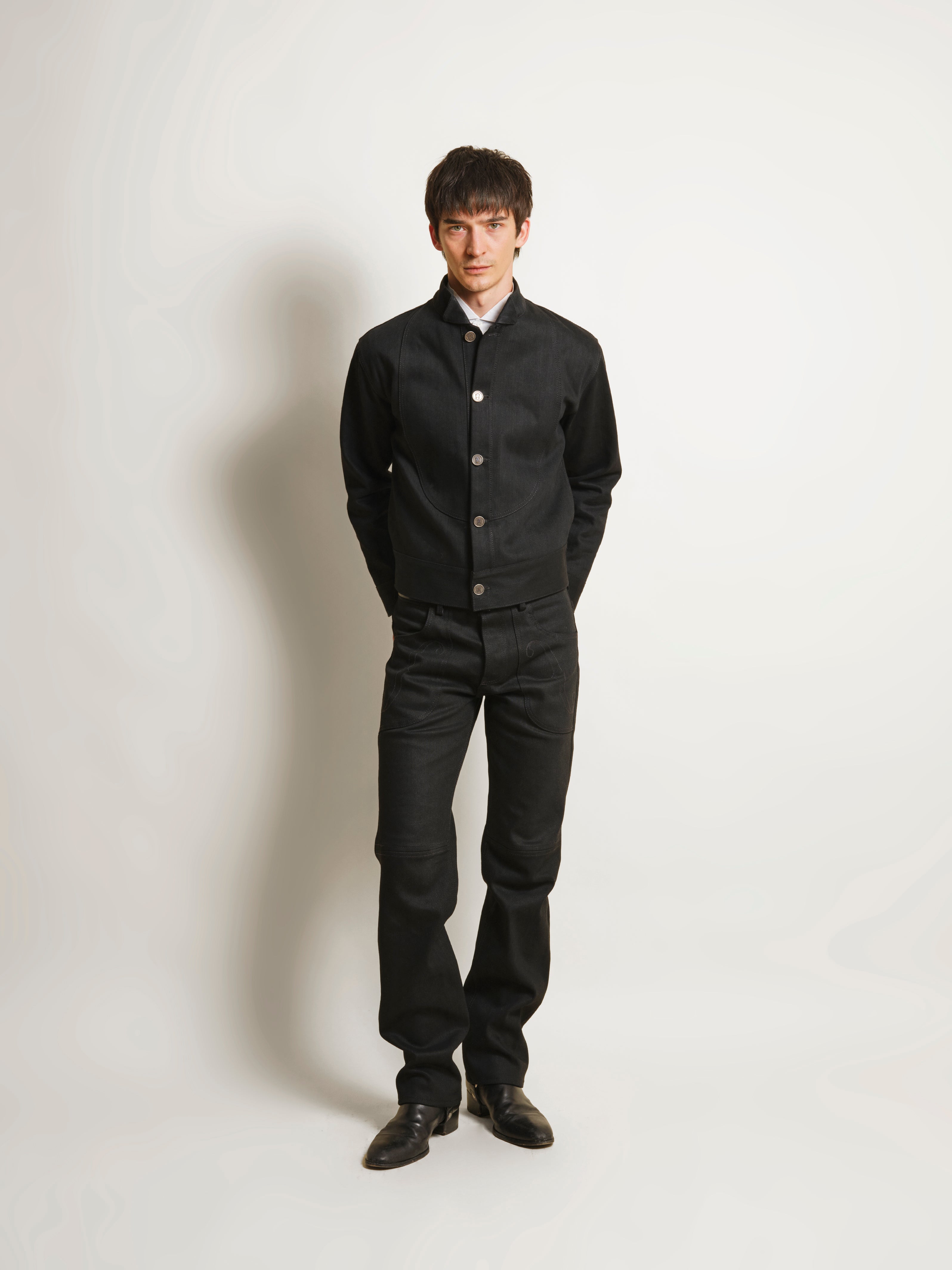RESONANCE JEANS